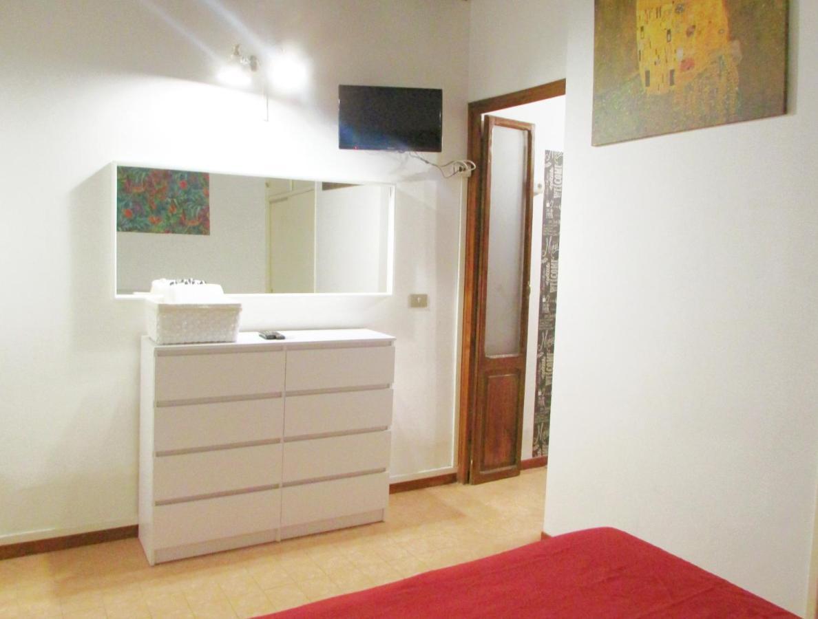 Colosseum Country Chic Apartment Рим Экстерьер фото